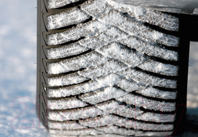 Зимняя шина Goodyear UltraGrip Ice Arctic SUV 255/55R19 111T (шипы)