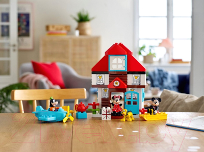

Конструктор Lego, Duplo Летний домик Микки 10889
